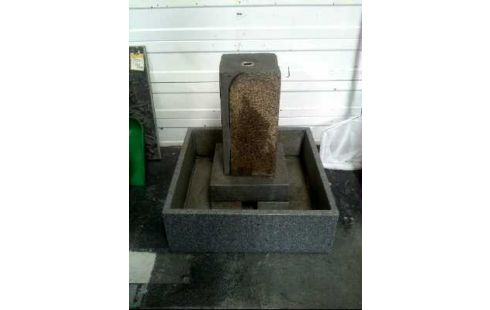 BRUNNEN STEIN/GRANIT