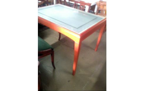 MESA DE COMEDOR CEREZO CRISTAL