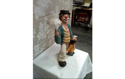 CLOWNFIGUR MIT REGENSCHIRM <ACHATIT>