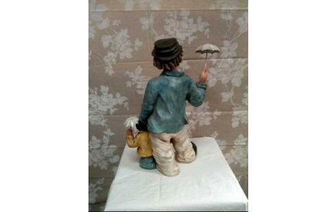 CLOWNFIGUR MIT REGENSCHIRM <ACHATIT>