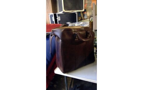 SACS CUIR RETRO