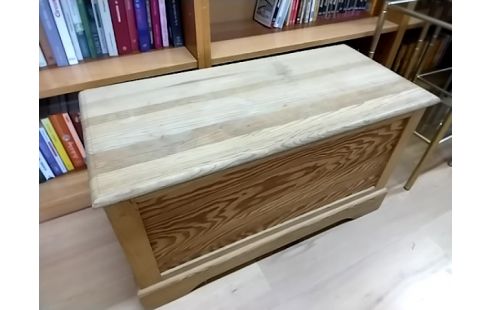 COFFRE A JOUETS EN PIN