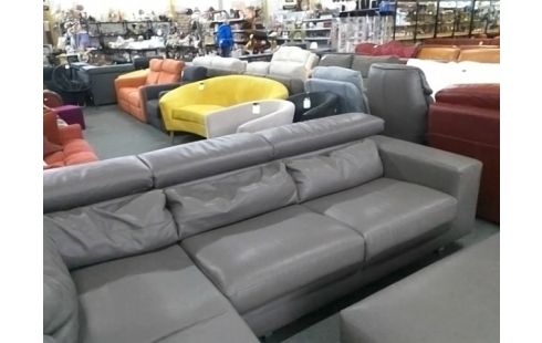 CANAPE D'ANGLE AVEC 1 POUF GRIS