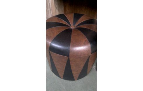 PUF PARDO NEGRO IMITACIÓN CUERO AÑADA