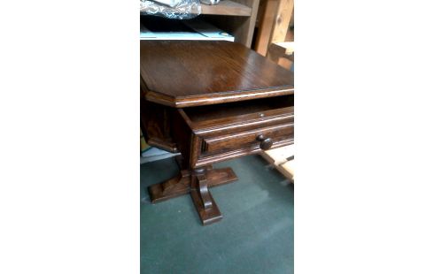 BIJZETTAFELTJE 1 LADE