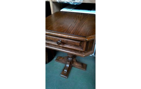 BIJZETTAFELTJE 1 LADE