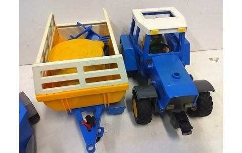 PLAYMOBIL TRACTEUR AVEC 2 REMORQUES