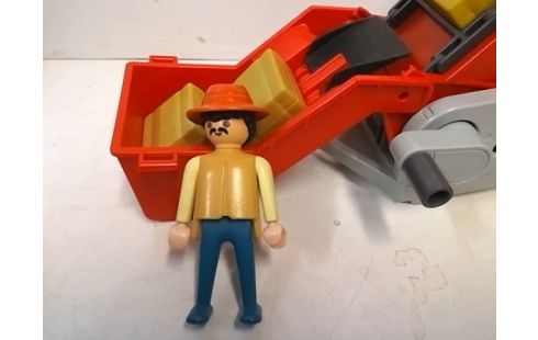 PLAYMOBIL CONVOYEUR DE FOIN