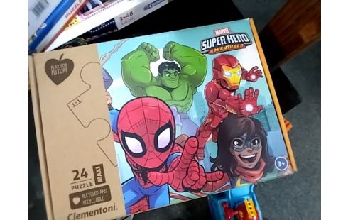 PUZZLE MARVEL
