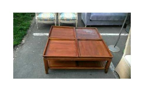 TABLE BASSE 4 PLATEAUX STYLE COLONIAL