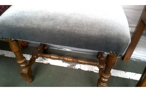 REPOSAPIÉS GRIS TERCIOPELO, , MADERA