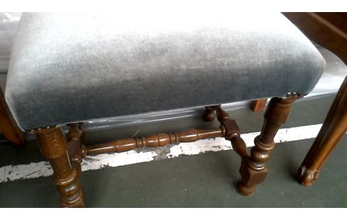 REPOSAPIÉS GRIS TERCIOPELO, , MADERA