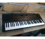 PIANO SYNTHÉTISEUR KN440 + PIED