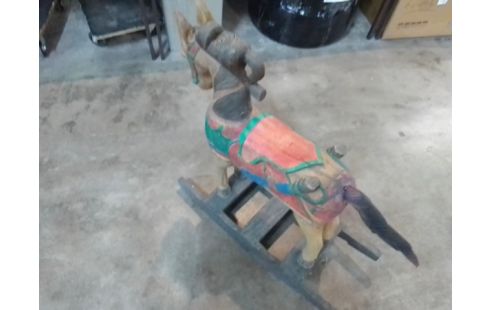 CHEVAL A BASCULE BOIS