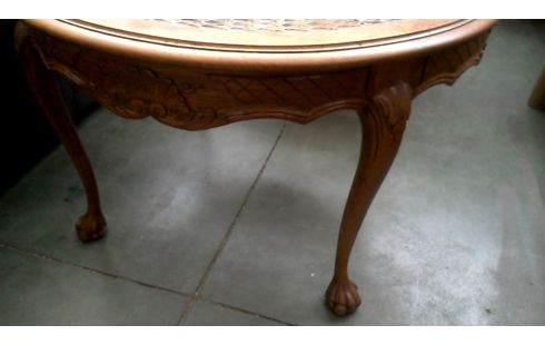 MESA DE SALÓN REDONDO CHIPPENDALE HIELO