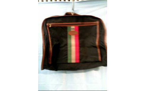 BEKLEIDUNGSTASCHE <LARK> KLAPPBAR