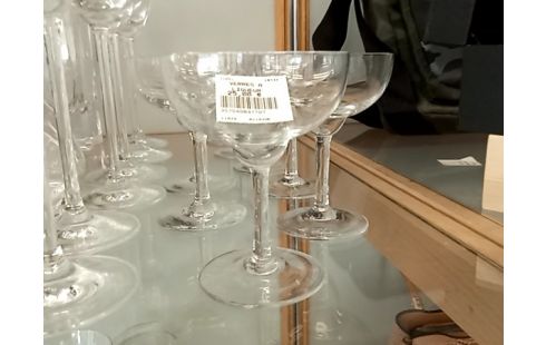 VERRES A LIQUEUR CRISTAL LOT 8