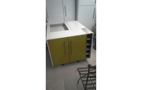 MEUB ILOT CENTRAL PLUS TABLE ET PLANT DE