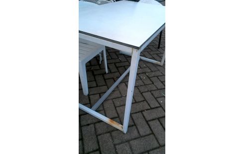 TABLE DE JARDIN BLANCHE METAL
