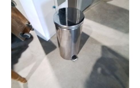 POUBELLE METAL GRISE