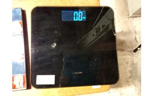 BALANCE pese personne noire