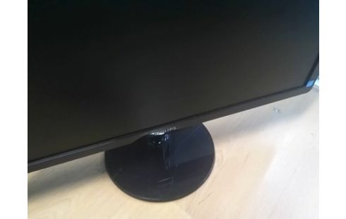 ECRAN PHILIPS 24" FULL HD 5MS (USURE) (VGA-DVI-HDMI) AVEC CLAVIER