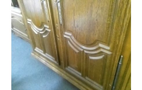 ARMOIRE 2P RUSTIQUE AVEC PENDERIE