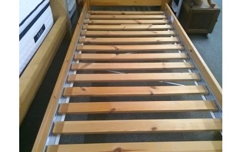 LIT PIN 90X200 AVEC LATTES