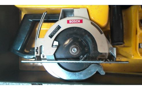 PERFORATEUR AVEC SCIE ADAPTABLE BOSH