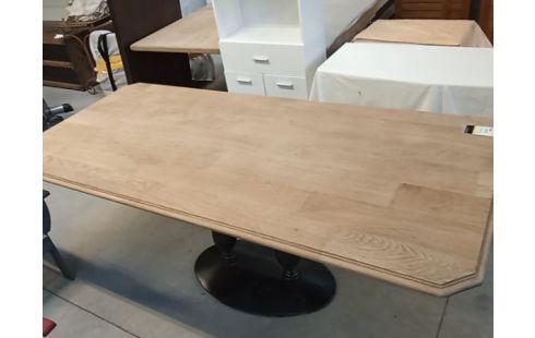 TABLE PIED FONTE PLATEAU DÉCAPÉ