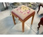 TABOURET tapisserie chene