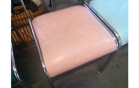 CHAISE ROSE (USURES)