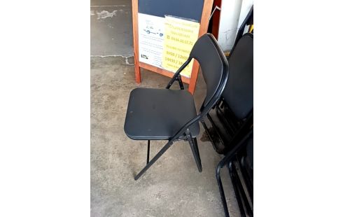 CHAISE PLIANTE PVC NOIR