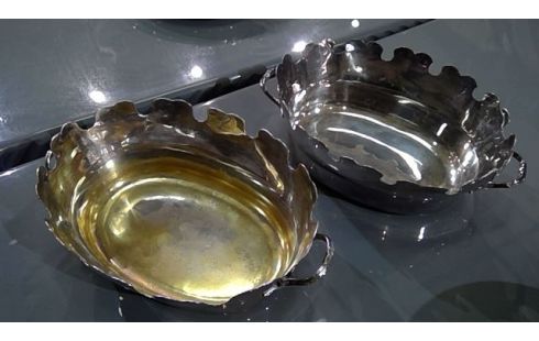 SEAU A CHAMPAGNE EN METAL ARGENTE