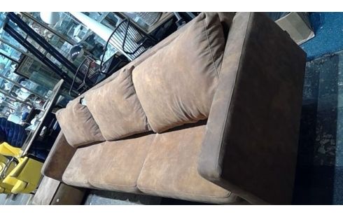 CANAPE 3 PLACES NUBUC + POUF AJUSTABLE (G/D)