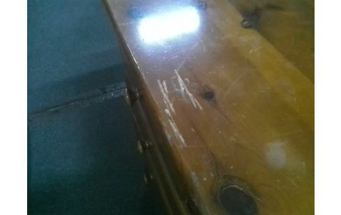 COMMODE 4T EN PIN (PLUSIEURS TRACE ABIME)