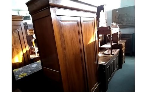 ARMOIRE ANCIENNE NOYER SANS CLE