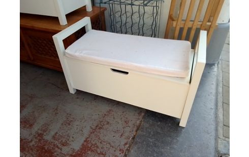 BANC COFFRE PM BLANC