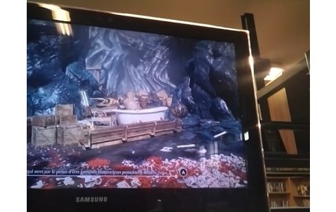 TELEVISEUR SAMSUNG 81 CM / FULL HD / TNT HD / AVEC TELECOMMANDE