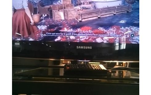 TELEVISEUR SAMSUNG 81 CM / FULL HD / TNT HD / AVEC TELECOMMANDE