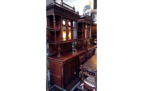 BONHEUR-DU-JOUR HEINRICH II