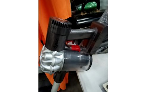 ASPIRATEUR BALAI DYSON DC 62 ACCRSV