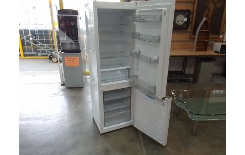 REFRIGERATEUR CONGELATEUR SHARP