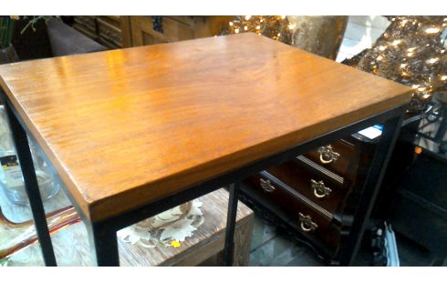 MESA DE SERVICIO AÑADA ALTO METAL PALISANDRO