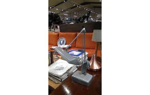 LAMPE A POSER DAZOR  FLOATING FIXTURE