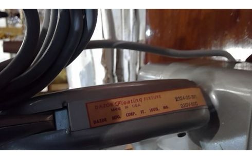 LAMPE A POSER DAZOR  FLOATING FIXTURE