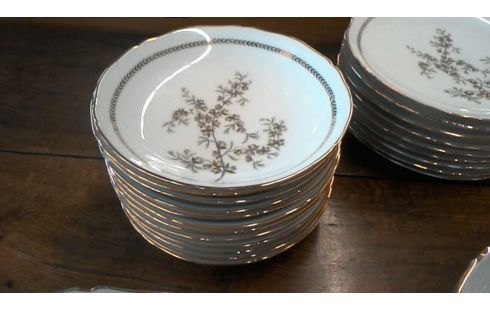 SERVICIO DE MESA PORCELANA
