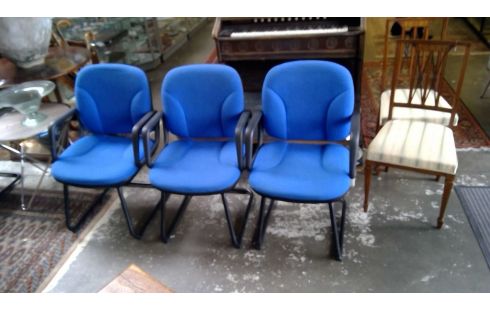 BUREAU/VERGADERSTOEL  RETRO/BULO/BLAUW