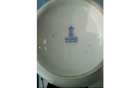 VASE PORZELLAN <KAISER> WEISS BAUCHIG