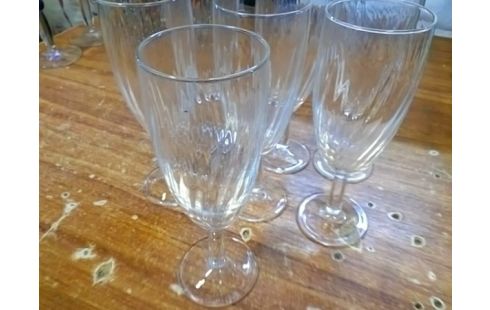 LOT DE 7 FLUTES VERRES